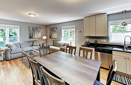 Woodfin Cabin | Quiet Mountain Oasis | Deck & Firepit | Central Locale to Downtown & Hiking
