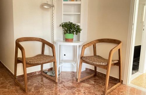 Vyronas Apartment | Quiet, Sunny & Terrace with Acropolis View