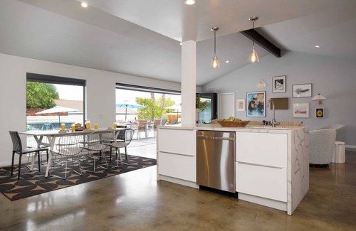 La Quinta Cottage | Quinta Green by Avantstay Modern Home w/Pool, Spa & Golf Course!
