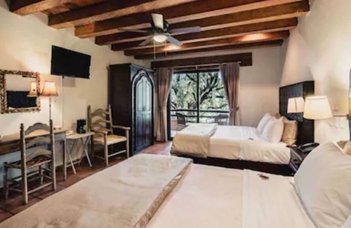 San Pedro Tesistan Hotel | Quinta San Carlos
