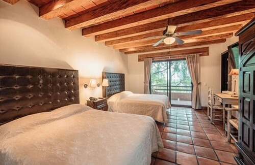 San Pedro Tesistan Hotel | Quinta San Carlos