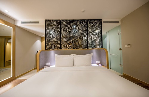 Tran Phu Beach Hotel | Quinter Central Nha Trang