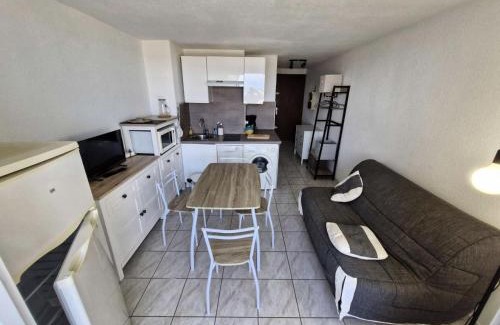 Leucate Apartment | Résidence Belle Plage - 2 Pièces 4 couchages PORT LEUCATE. Réf: 3BP 32D MAE-3281