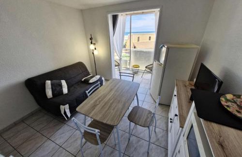 Leucate Apartment | Résidence Belle Plage - 2 Pièces 4 couchages PORT LEUCATE. Réf: 3BP 32D MAE-3281