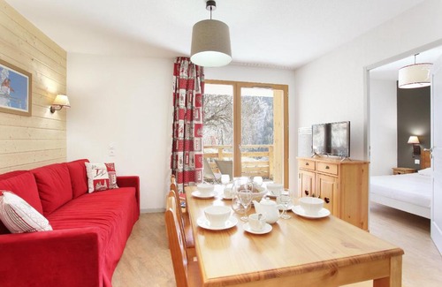 Vaujany Apartment | Résidence Goélia Le Crystal