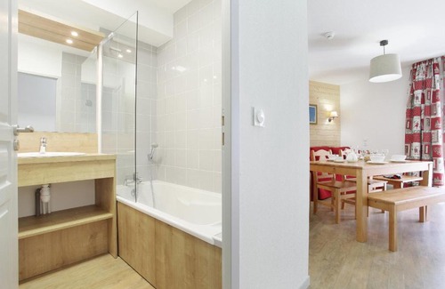 Vaujany Apartment | Résidence Goélia Le Crystal