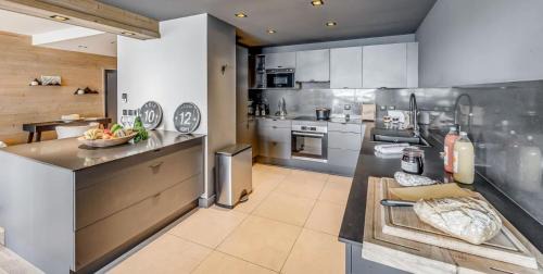 Tignes le Lac Hotel | Résidence Phoenix - 5 Pièces pour 9 Personnes MAE-7991
