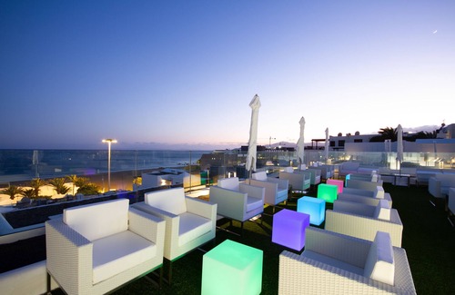 Puerto del Carmen Apartment | R2 Bahía Kontiki Beach Apartments