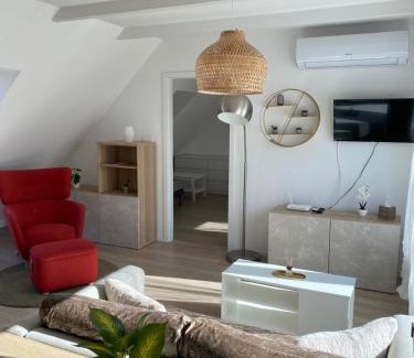 Terezvaros Apartment | R77 Apartment Downtown - PENTHOUSE