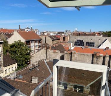 Terezvaros Apartment | R77 Apartment Downtown - PENTHOUSE