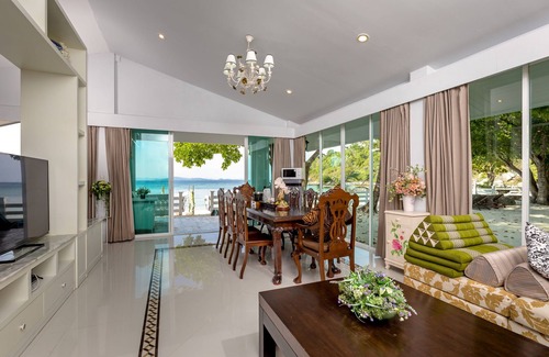 Ko Racha Yai Hotel | Racha Island Resort