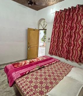 Pushkar Hotel | Radhika Palace Hotel
