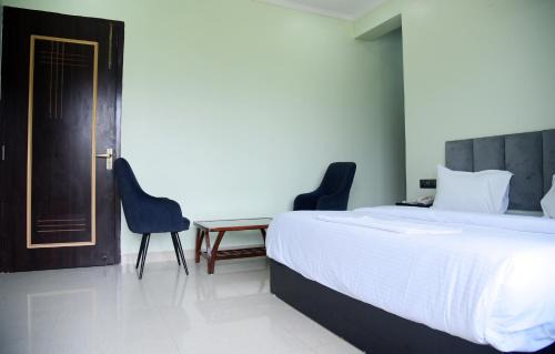 Sector 70 Hotel | Radiant Blu Hotels Sec-70