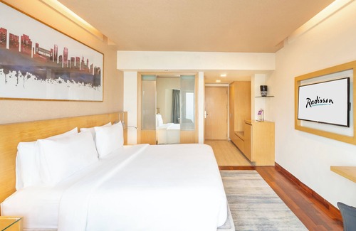 Gurugram Hotel | Radisson Gurugram Sohna Road City Center