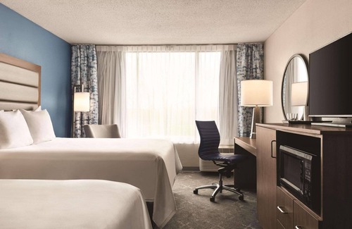 Fond du Lac Hotel | Radisson Hotel and Conference Center Fond du Lac