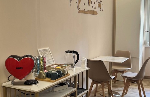 Cinecitta Apartment | Raffaelli Suite