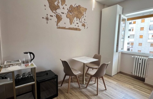 Cinecitta Apartment | Raffaelli Suite