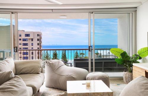 Coolangatta Apartment | Rainbow Commodore Coolangatta
