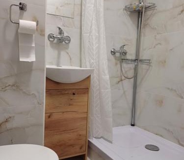 Czestochowa Apartment | Rajca Room - Mieszkanie przy Jasnej Górze