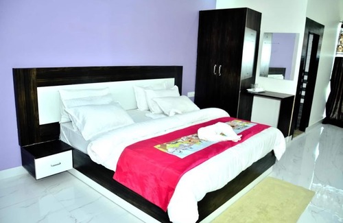 Gurugram Hotel | Rajvanshi Palace by Jassritha Hotels