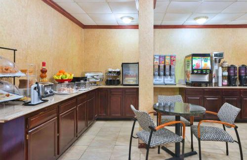 Pikesville Hotel | Ramada by Wyndham Pikesville/Baltimore North