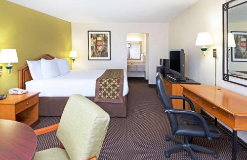 Pikesville Hotel | Ramada by Wyndham Pikesville/Baltimore North