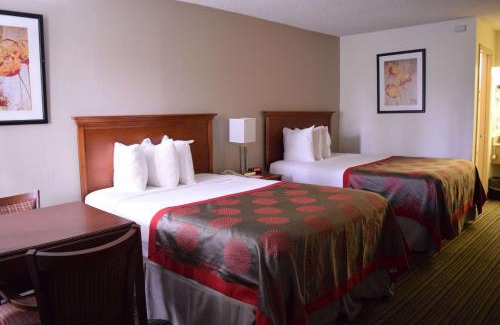 Fleming Hotel | Ramada by Wyndham Savannah Gateway
