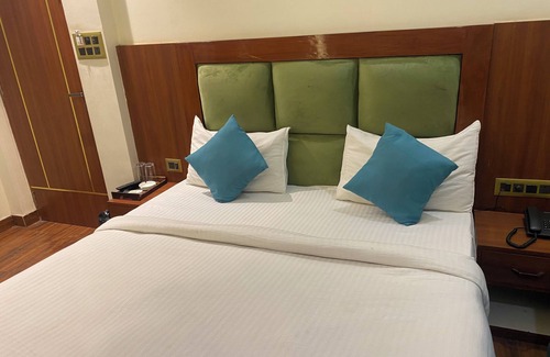Allahabad Hotel | Ramesh Palace