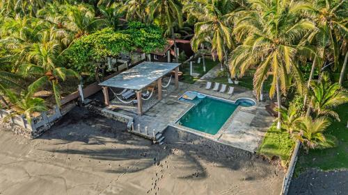 Acajutla House | Rancho Cantamar - Metalio