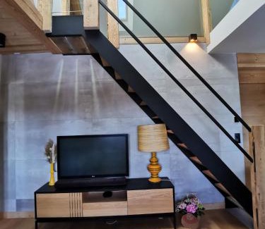Plateau-d'Assy Apartment | Randonnée et ski à proximité d'un appartement de charme