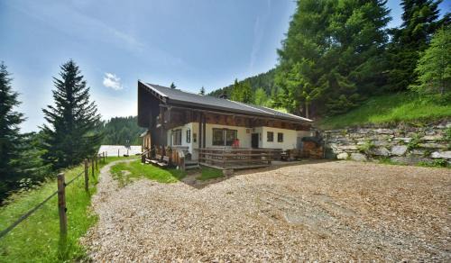 Rangersdorf House | RANGERSDORFER HÜTTE
