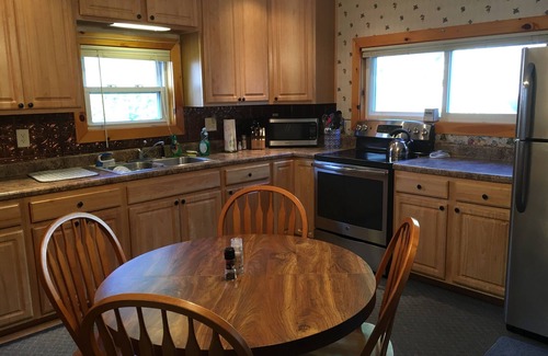 Hadley House | Rare 4BR 2BA lakefront home. Unobstructed views. Quiet street. Fully equipped.
