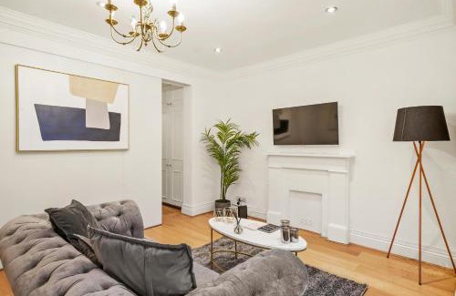 Brompton & Hans Town Apartment | Rare Knightsbridge Gem by Dena Elite Collection