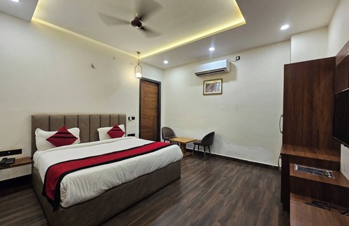 Faizabad Hotel | RBS Hotel And Lawn