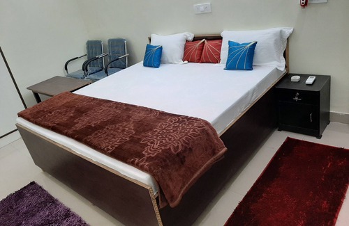Greater Noida House | RCS Residency And Guest House