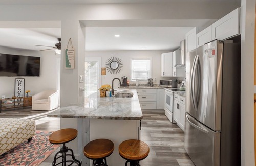 Rehoboth Beach Condo | Recent Upgrades 3BR Pet Friendly Condo w/Parking