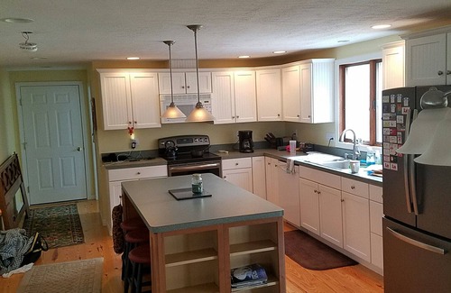 Eastham House | Recently Renovated Cape Close To Boat Meadow Beach And Great Pond.