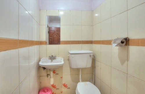 Nairobi West House | Red Buffalo House Hotel