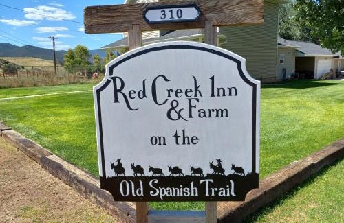 Paragonah Bed & Breakfast | Red Creek Inn and Farm