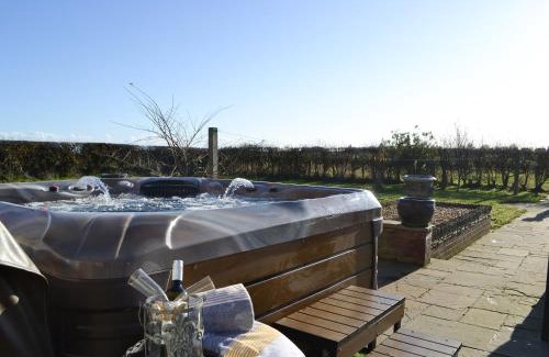 Acklington House | Red Hen Cottage