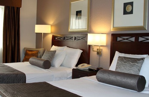 Saanich Hotel | Red Lion Inn and Suites