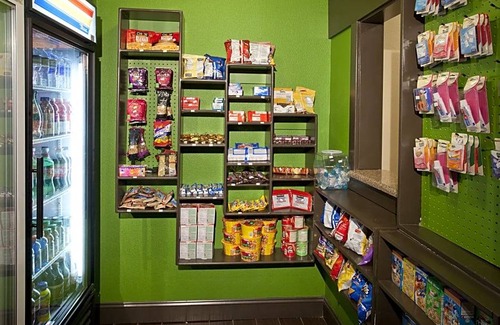 Kent Hotel | Red Lion Inn & Suites Kent Seattle