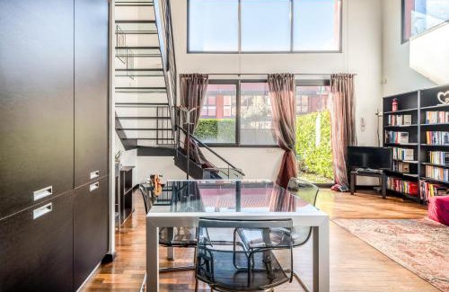 Villapizzone Apartment | RED LOFTY Milano- Loft con parcheggio, comodo per Host Milano 2025, Rho Fiera e Politecnico Bovisa