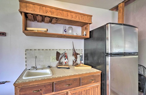 Moab South Valley Cottage | 'red Rock Rambler' Moab Home w/Hot Tub & Views!