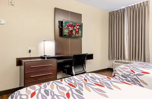 Locust Grove Hotel | Red Roof Inn Locust Grove