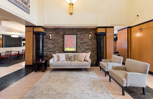 Downtown Columbus Hotel | Red Roof Inn PLUS+ Columbus Downtown-Convention Center