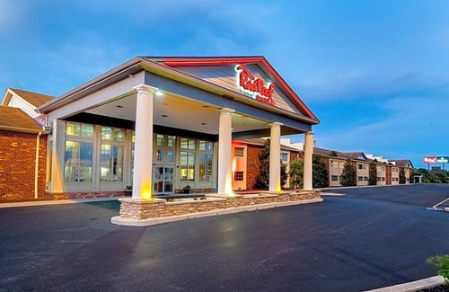 New Castle Hotel | Red Roof Inn & Suites Wilmington - New Castle