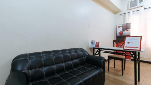 Baguio Hotel | RedDoorz at J & A Crib near SM Baguio