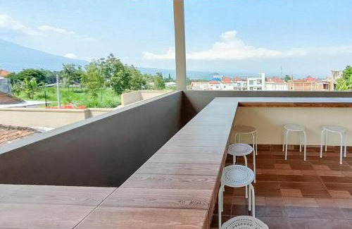 Oro Oro Ombo Hotel | RedDoorz near BNS Batu