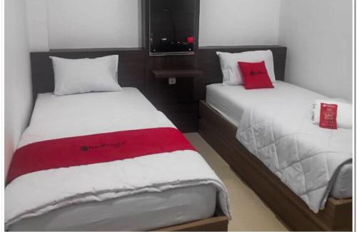 Purwokerto House | RedDoorz near Moro Mall Purwokerto 2
